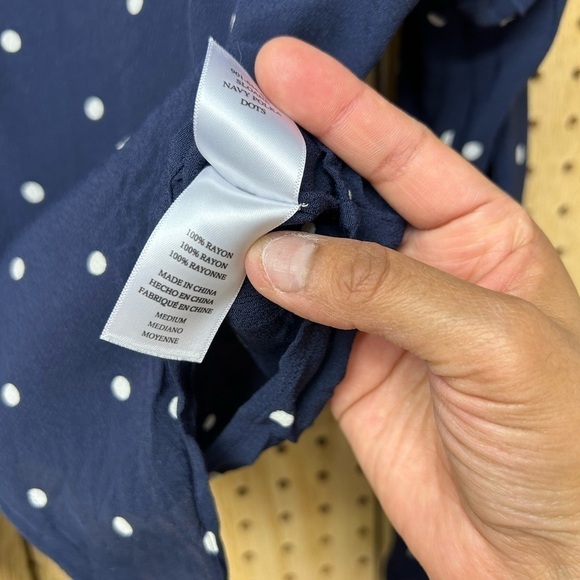 Rails Sloane Dot Print Tie Front Blouse - Picture 7 of 8